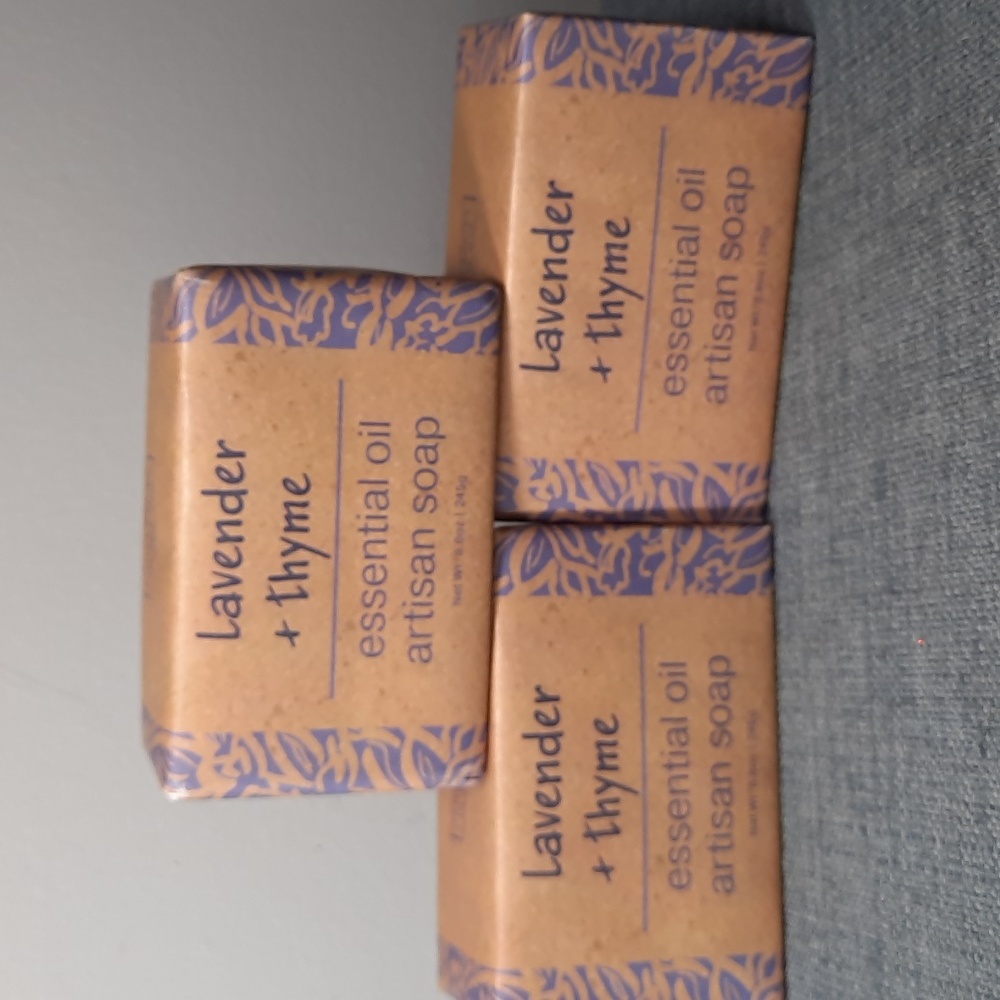 Lavender Thyme Essential Oil Artisan Spa Bar Bath Soap Set of 3 Bars 8.6oz NWT
